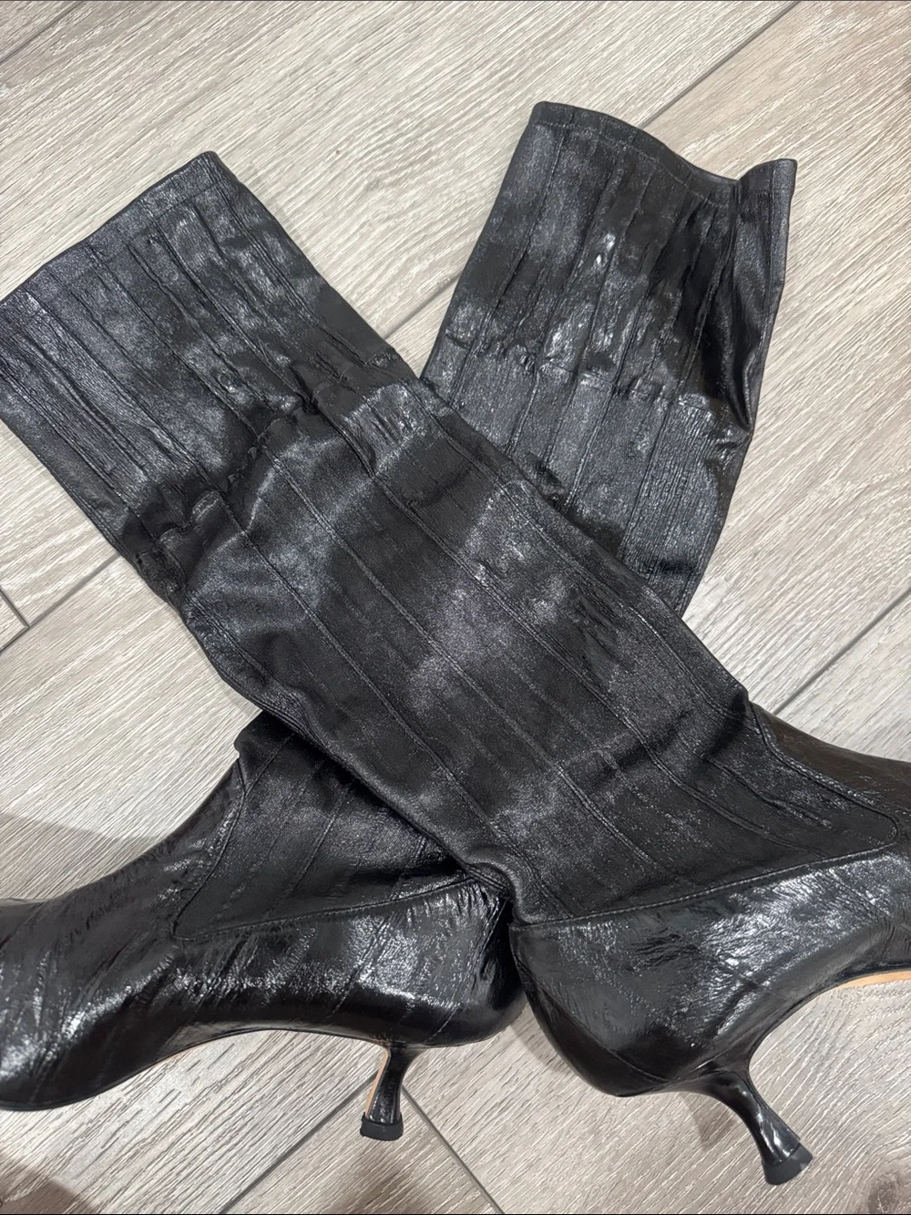 Manolo Blahnik Black Pointed-Toe Mid-Knee Kitten Heel Boots - Picture 8 of 9
